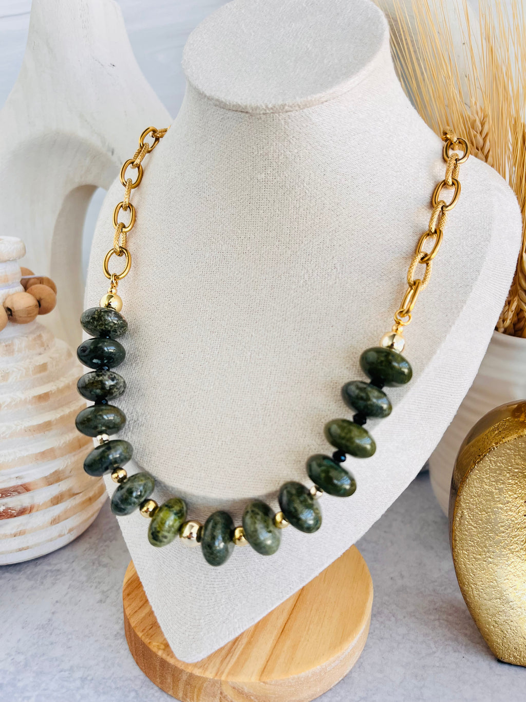 'Daphné' | Vasonite and Chain Necklace