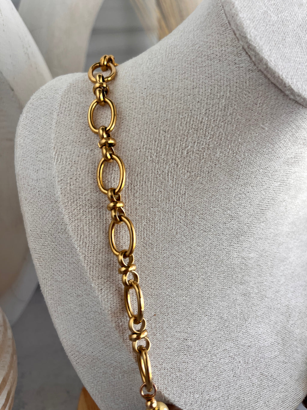 'Fléur' | Graduated Rhodochrosite with Chain Necklace