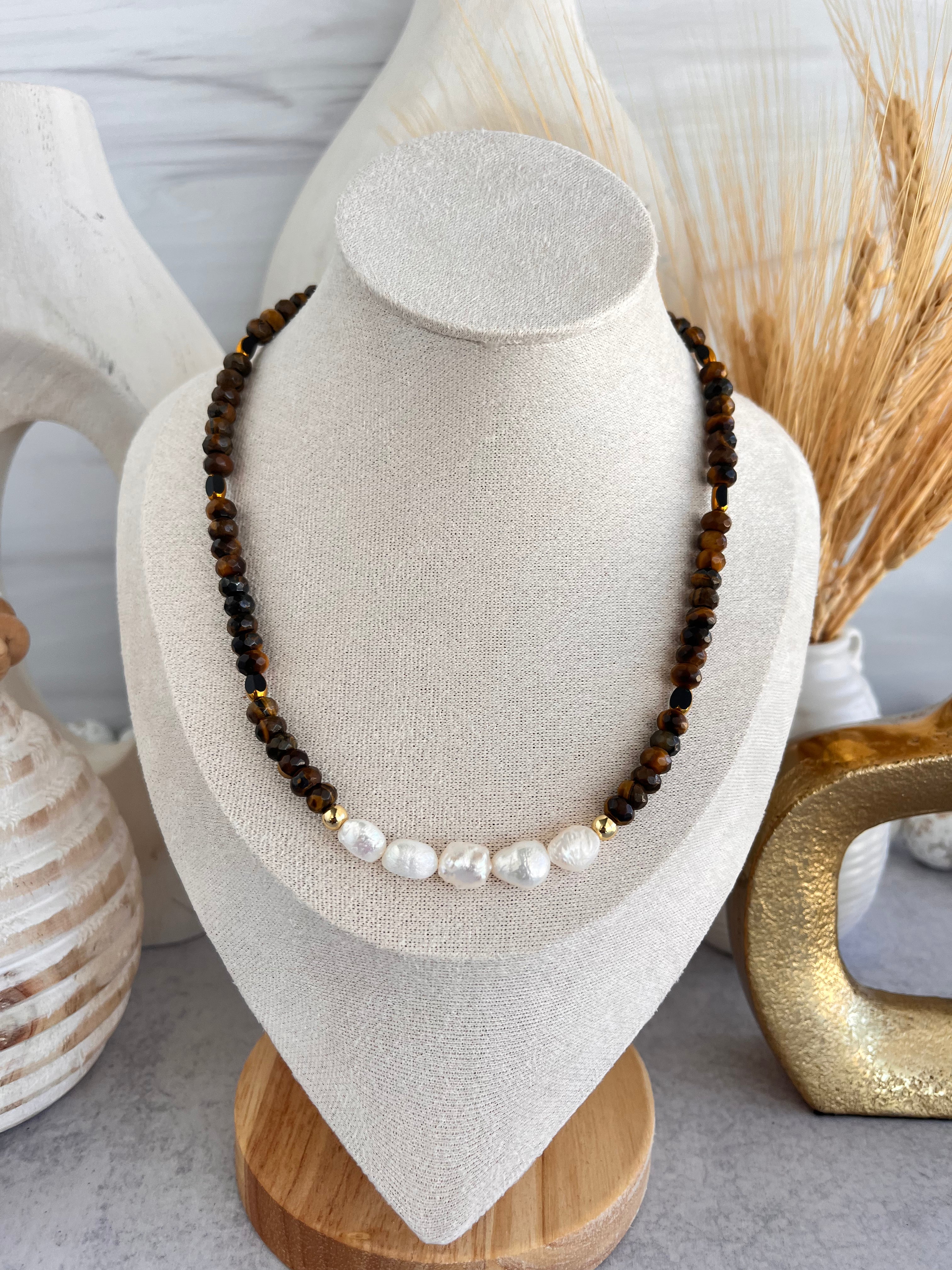 'Leònie' | Dainty Faceted Tiger's Eye with Freshwater Pearls Necklace