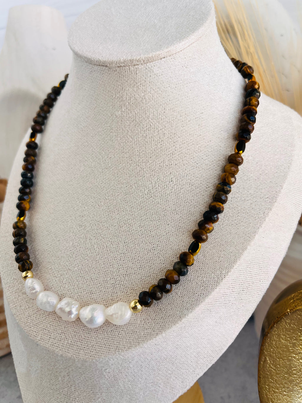 'Leònie' | Dainty Faceted Tiger's Eye with Freshwater Pearls Necklace