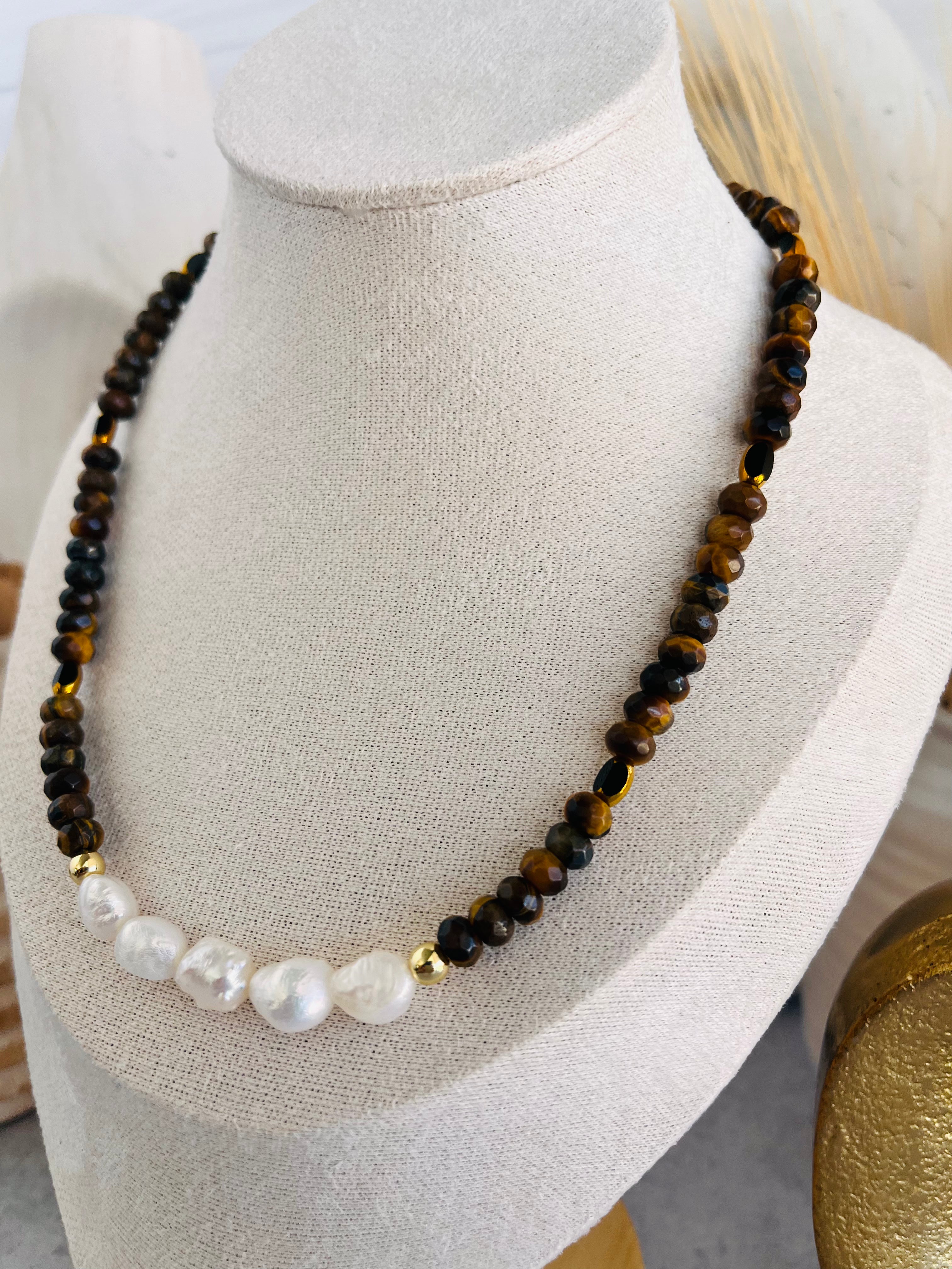 'Leònie' | Dainty Faceted Tiger's Eye with Freshwater Pearls Necklace