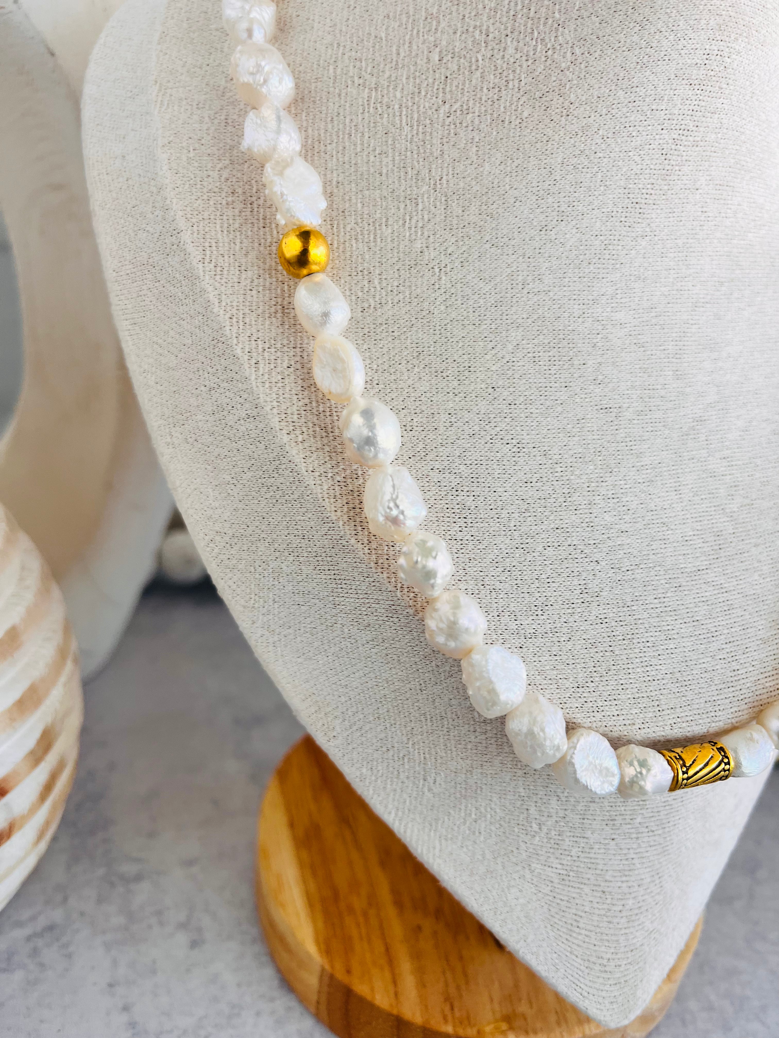 'Marguex' | Freshwater Pearl Minimalist Necklace