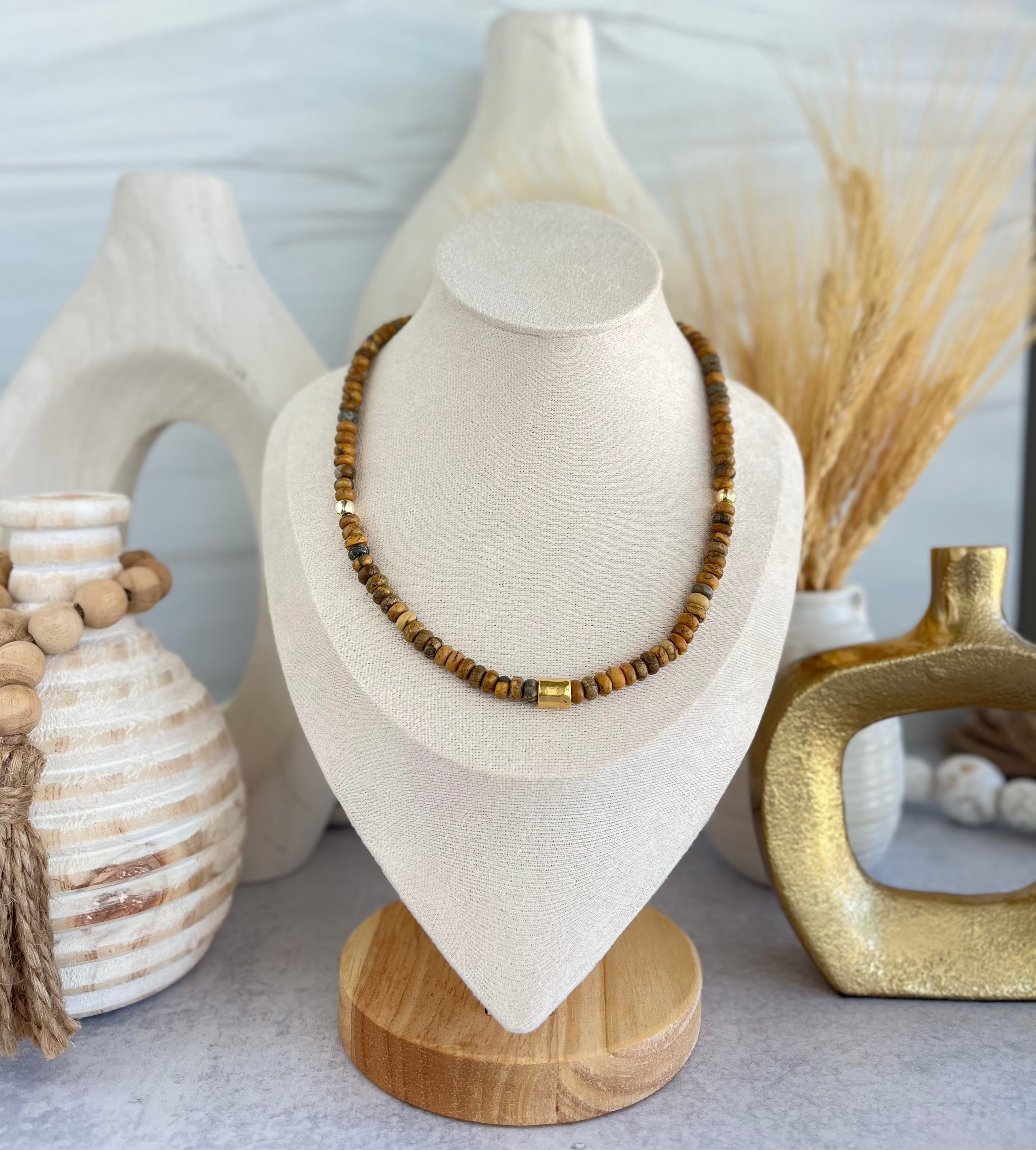 'Béatrice' | Picture Jasper with Antique Gold Minimalist Necklace