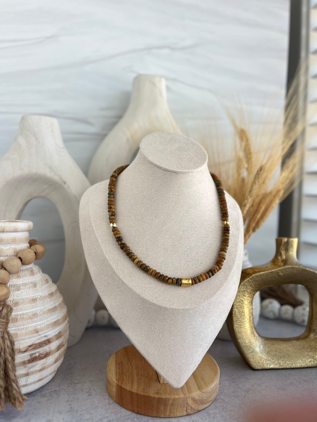 'Béatrice' | Picture Jasper with Antique Gold Minimalist Necklace
